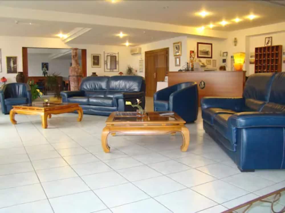 Hôtel Sampiero Bastia  Buitenkant foto