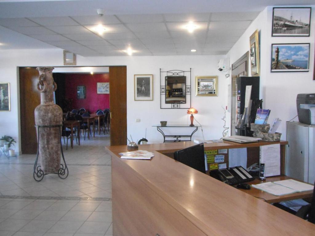 Hôtel Sampiero Bastia  Buitenkant foto